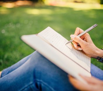 Dissertation Proposal Samples: Writing the Hardest Part of Your Project